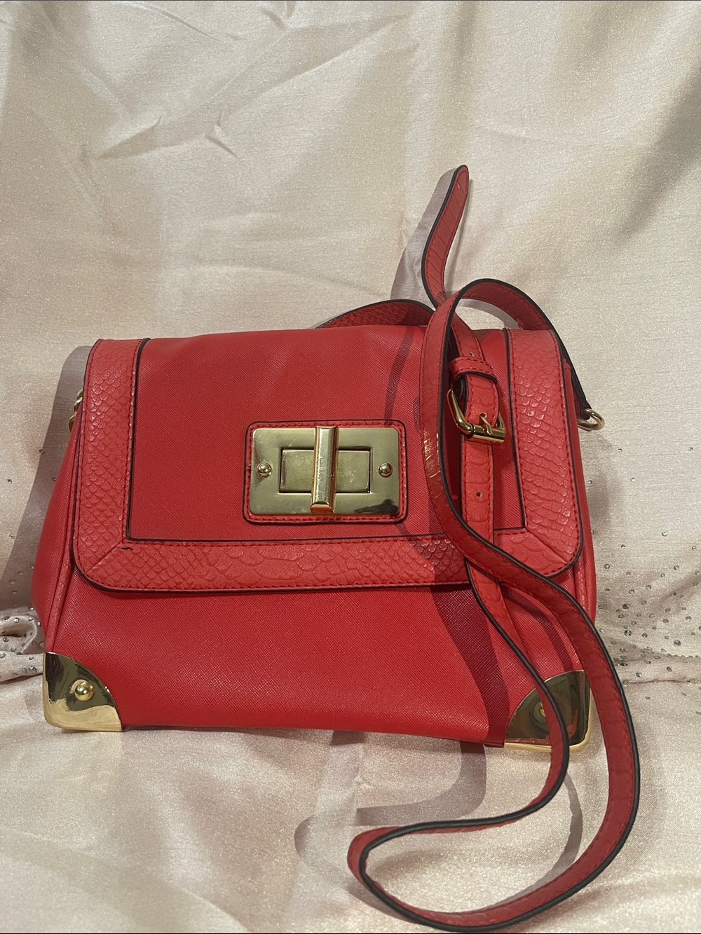 Red Women's Crossbody Shoulder Bag with Gold Hardware